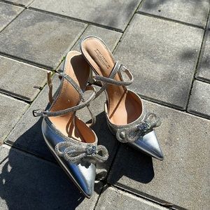 Silver Bow Heels